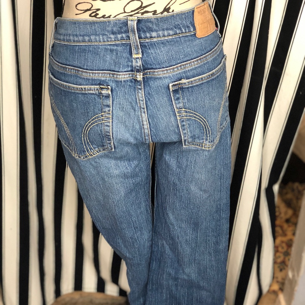 Hollister Size 9 stetch Flared Jeans